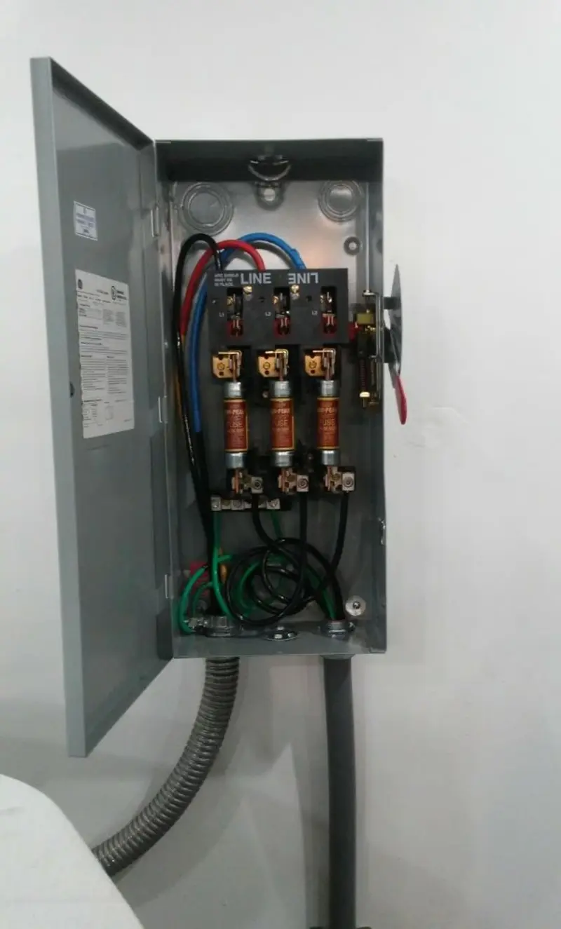 Three-phase disconnect switch installed for Smoke Detector Installation in Riverview